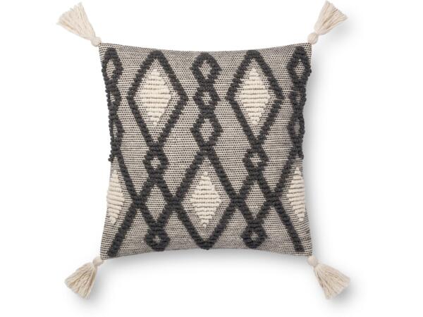 18″ X 18″ PILLOW Accent Pillows Loloi