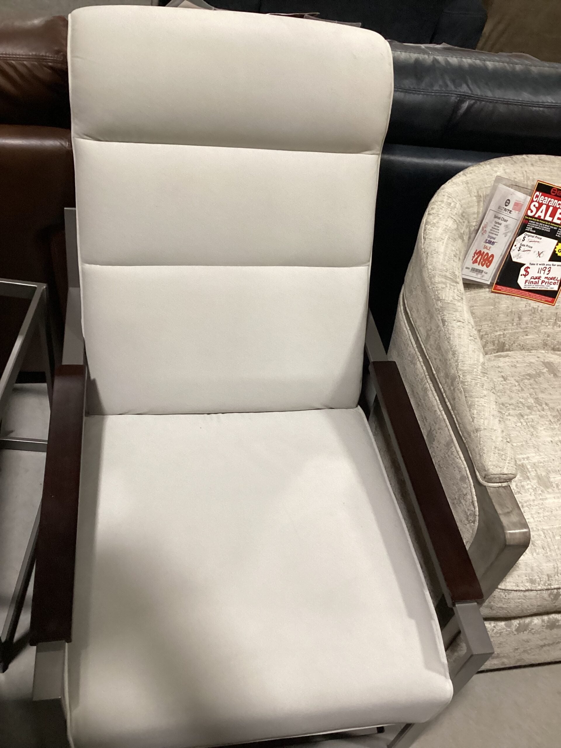 Fairfield Recliner Final Price Clearance 8