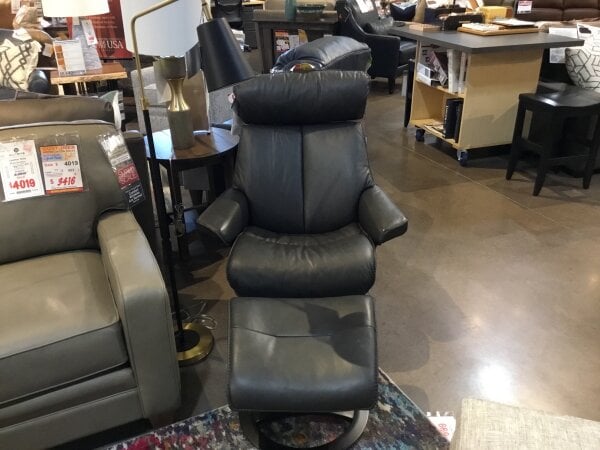 Omnia Leather Chair & Ottoman Final Price Clearance 5