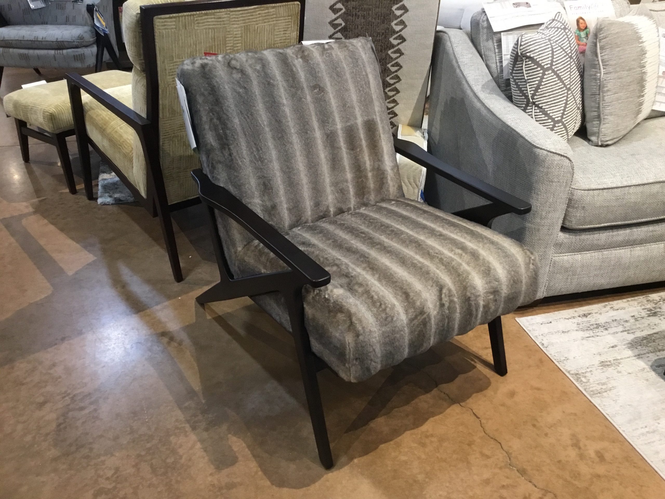 Luke Uph Sofa w/ Chaise Ottoman Final Price Clearance 7