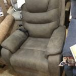 UC480 Lift Recliner Final Price Clearance 7 UC480 Lift Recliner Final Price Clearance 7